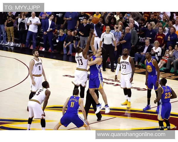 2013年NBA季后赛首战勇士逆袭马刺展现强大实力与团队默契 2013年NBA季后赛首战勇士逆袭马刺展现强大实力与团队默契